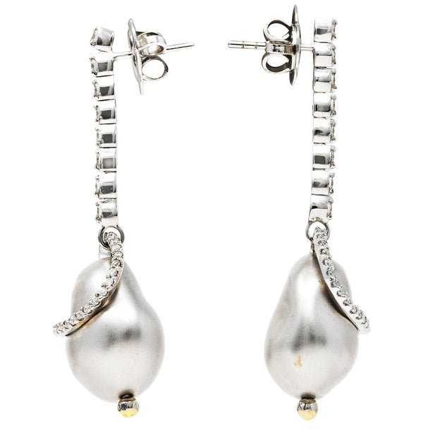Roberto Coin 18 Karat White Gold Perl L'Amore Drop Earrings Wilson's Estate Jewelry