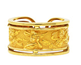 Carrera y Carrera 18 Karat Yellow Gold Vintage Classicos Angelitos Band RingRing - Wilson's Estate Jewelry