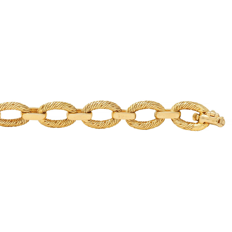 Tiffany French 1960s 18 Karat Yellow Gold Textured Vintage Oval Link Bracelet