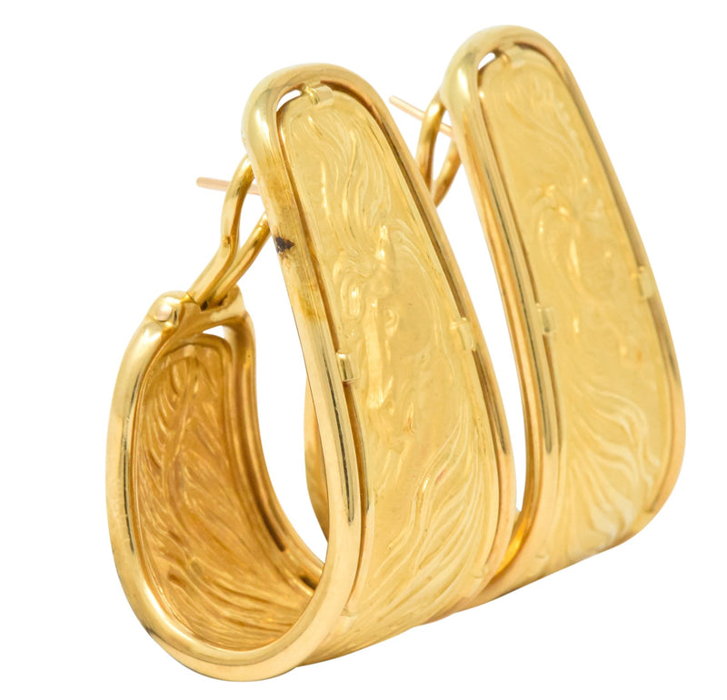 Carrera y Carrera 18 Karat Gold Ecuestre Half-Hoop Horse Earrings - Wilson's Estate Jewelry
