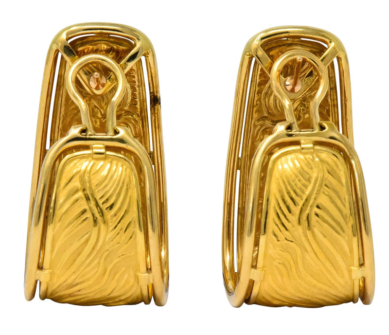 Carrera y Carrera 18 Karat Gold Ecuestre Half-Hoop Horse Earrings - Wilson's Estate Jewelry