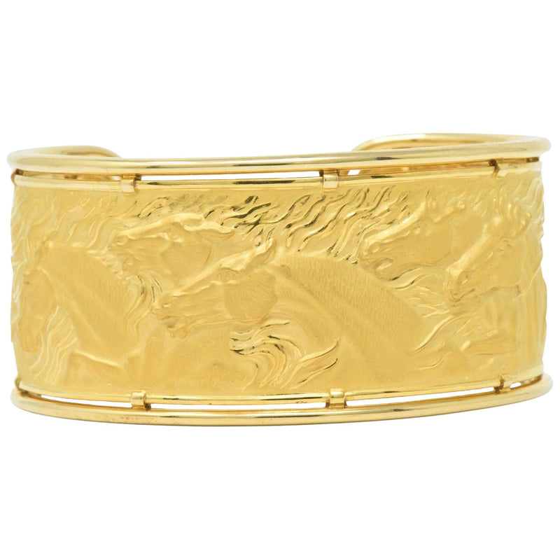 Carrera Y Carrera 18 Karat Gold Ecuestre Horse Cuff Bracelet Wilson's Estate Jewelry