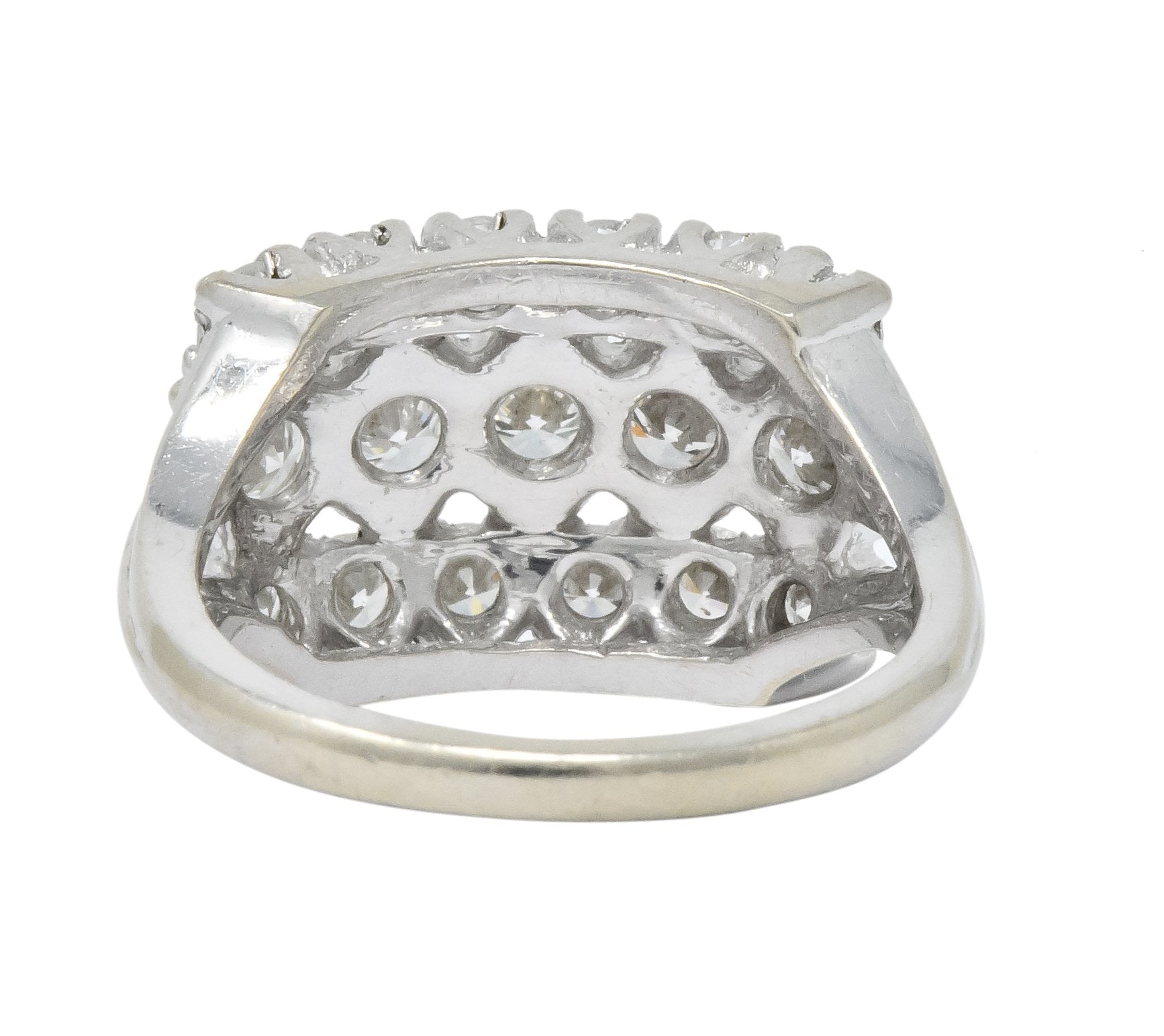 Contemporary 2.00 CTW Round Brilliant Diamond 14 Karat White Gold Cluster Ring - Wilson's Estate Jewelry
