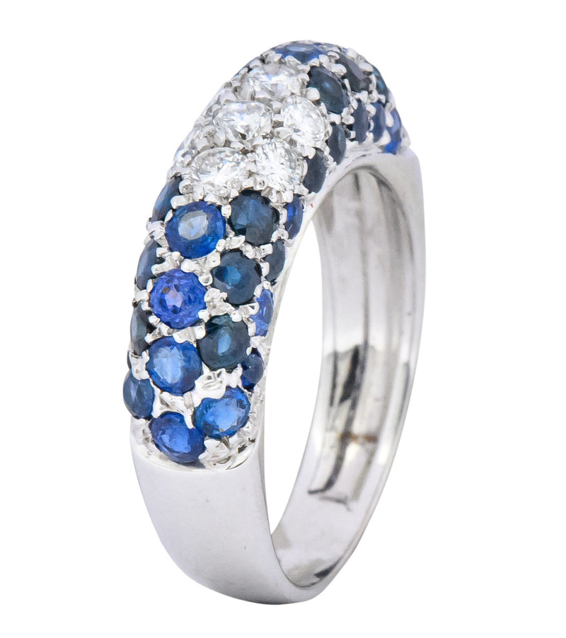Contemporary Italian 3.85 CTW Diamond Sapphire 18 Karat White Gold Ring - Wilson's Estate Jewelry