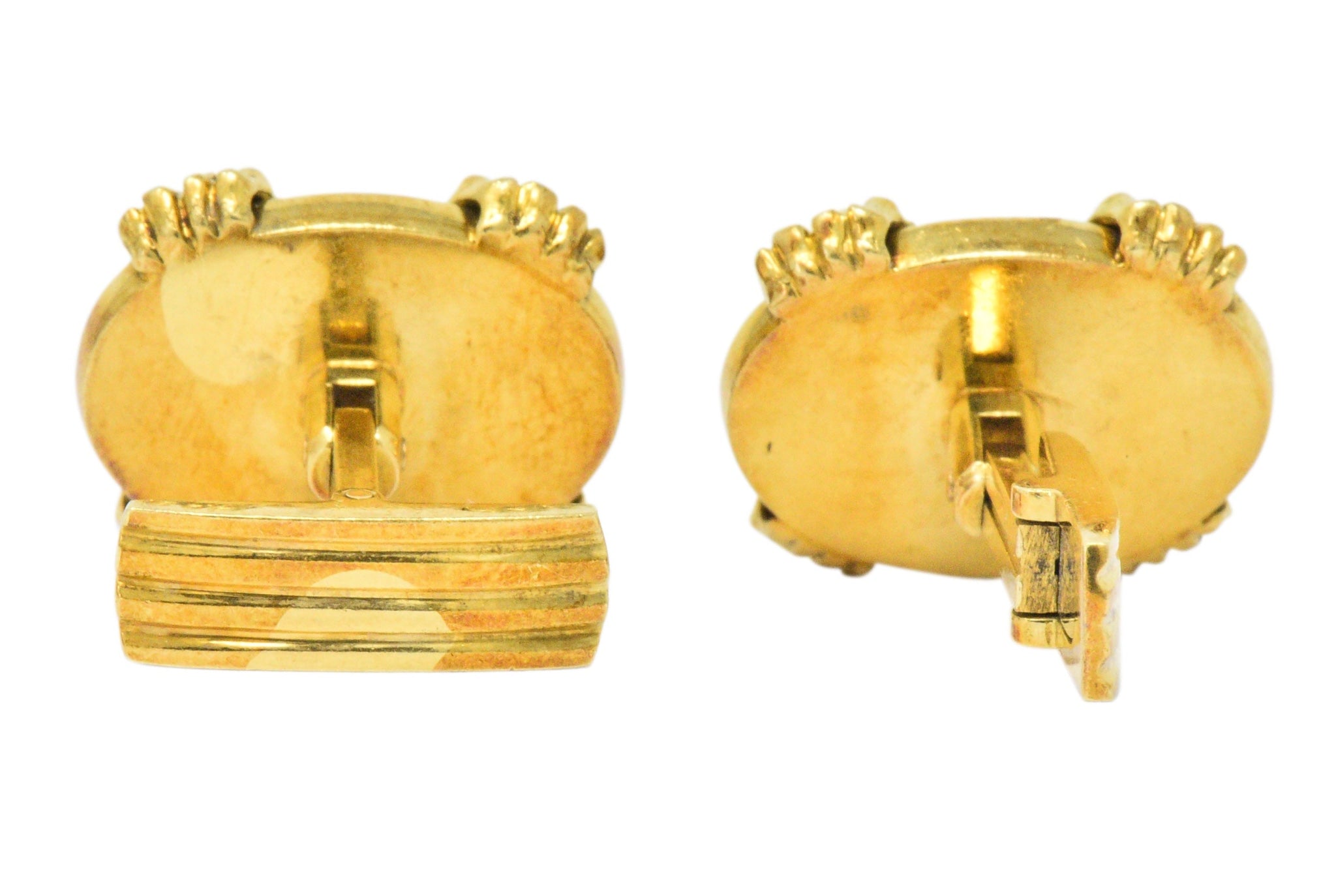 Vintage Tiger's Eye Cabochon 18 Karat Gold Clawed Men's Cufflinks Wilson's Estate Jewelry