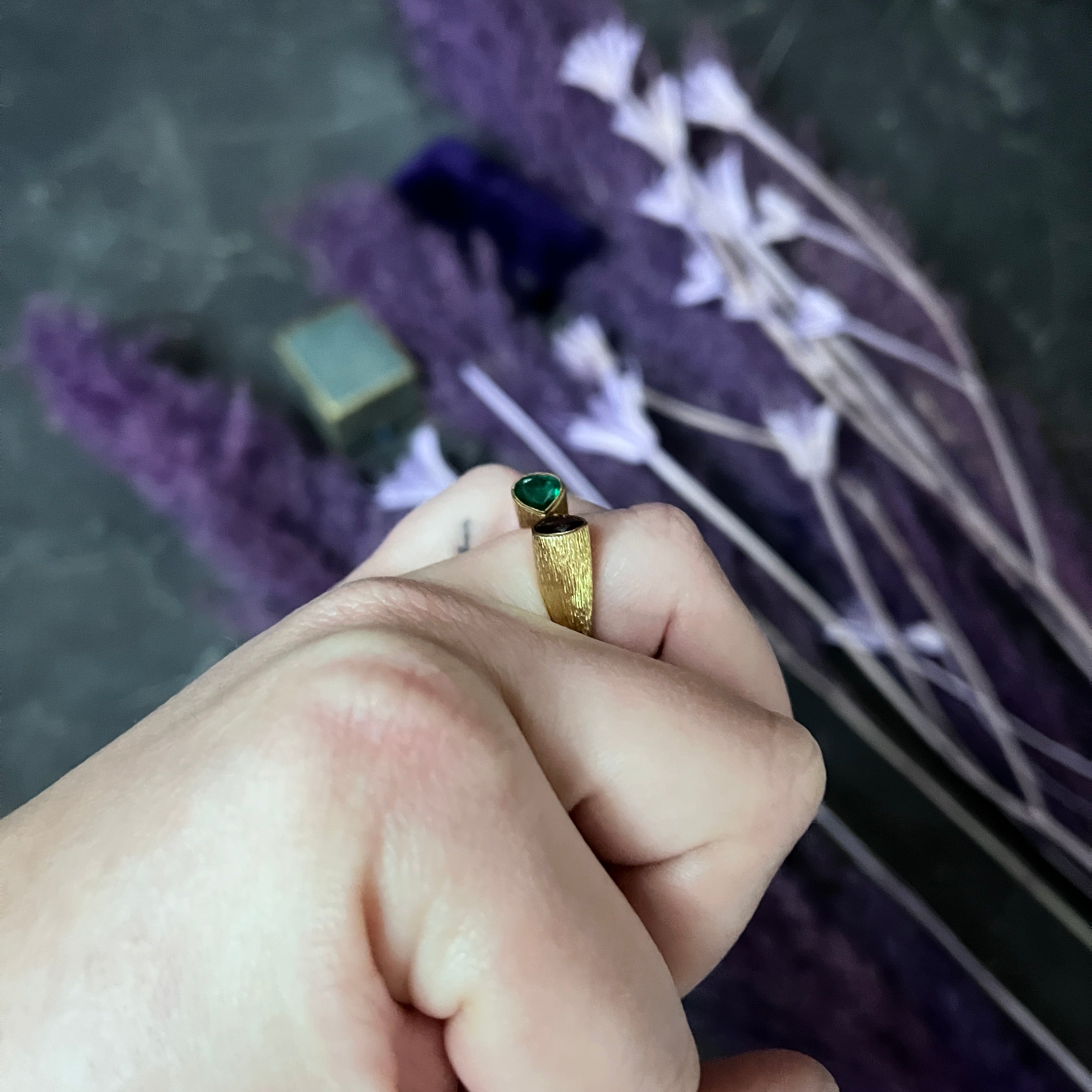 French Vintage Emerald Ruby 18 Karat Gold Mirrored Gemstone Ring Wilson's Estate Jewelry