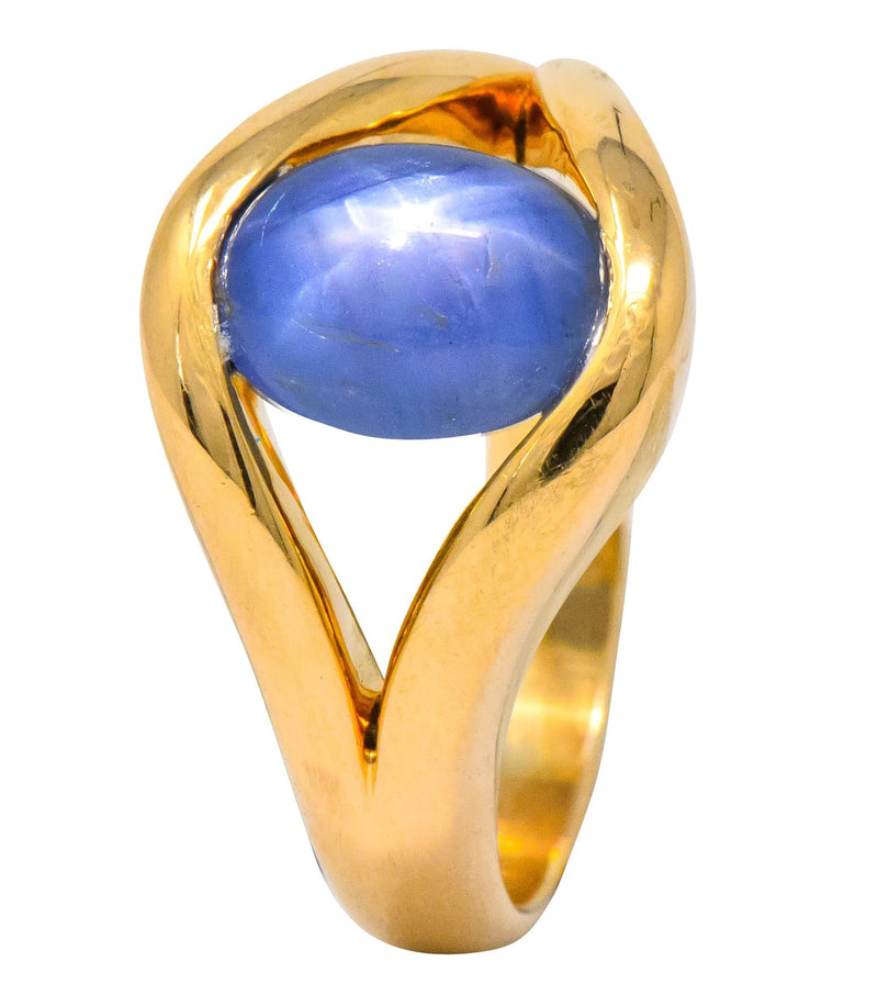Men's Vintage 6.00 CTW Star Sapphire 18 Karat Gold Ring Wilson's Estate Jewelry