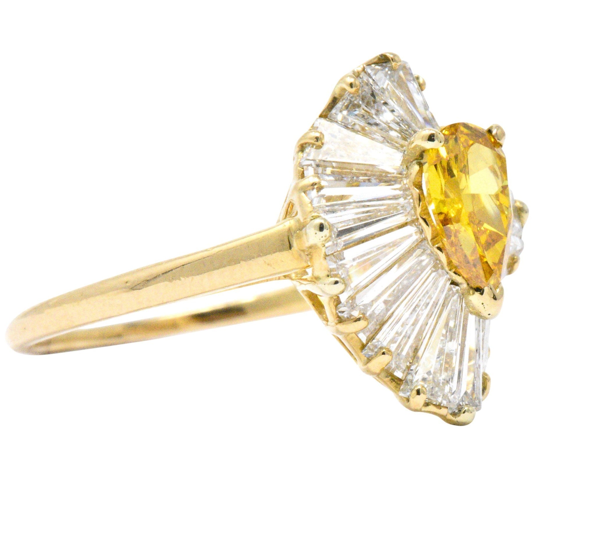 OSCAR HEYMAN 2.74 CTW Fancy Yellow Diamond 18 Karat Gold Ballerina Halo Ring GIA Wilson's Estate Jewelry