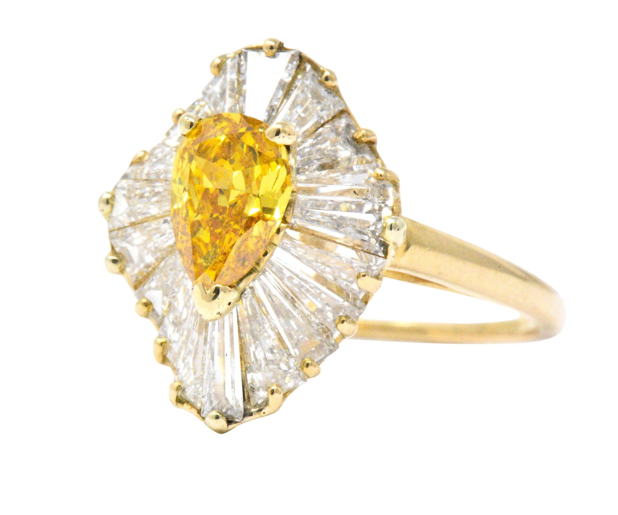 OSCAR HEYMAN 2.74 CTW Fancy Yellow Diamond 18 Karat Gold Ballerina Halo Ring GIA Wilson's Estate Jewelry