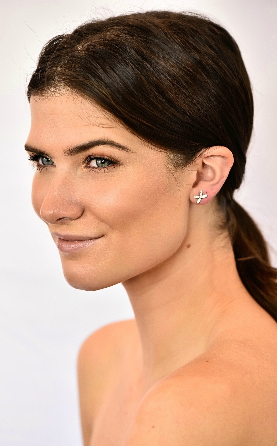 Paloma Picasso Tiffany & Co. 1980's Vintage 0.30 CTW Diamond Platinum Kiss X Stud Earrings - Wilson's Estate Jewelry